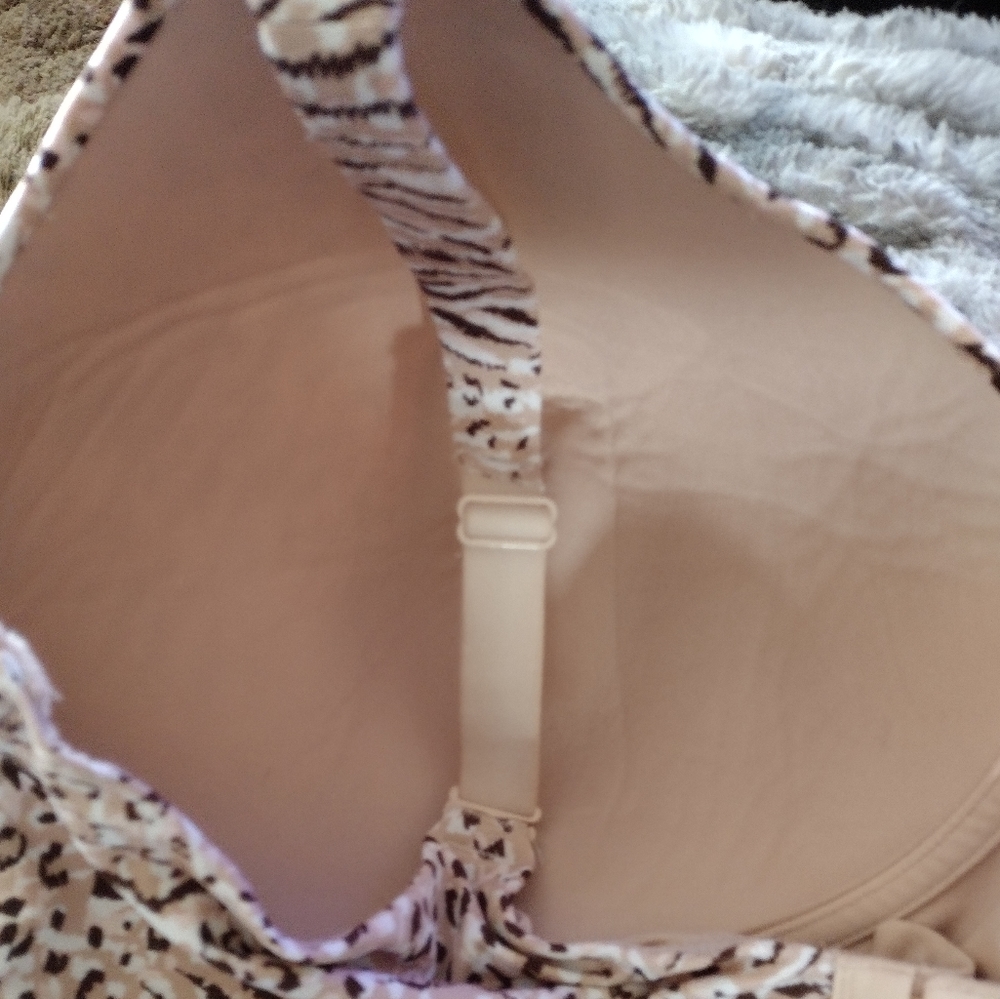 Catherine's Intimates Leopard Print Bra With Pink… - image 7